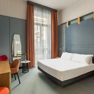 **** Otel Mate Collection Giulia, İtalya