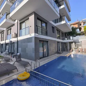  Apartment Calis - Only Family
